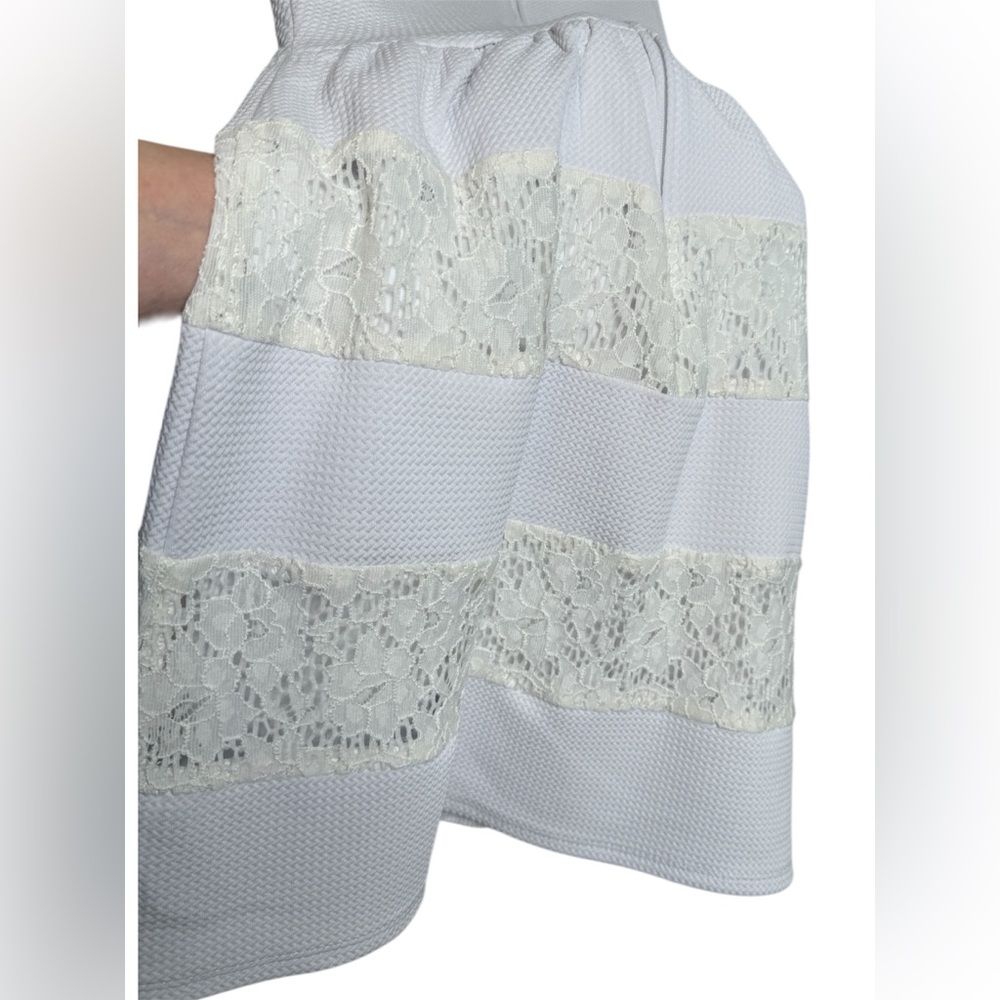 City Studio White Lace Mini Dress Lined Zip Up Size 5 - Picture 7 of 10